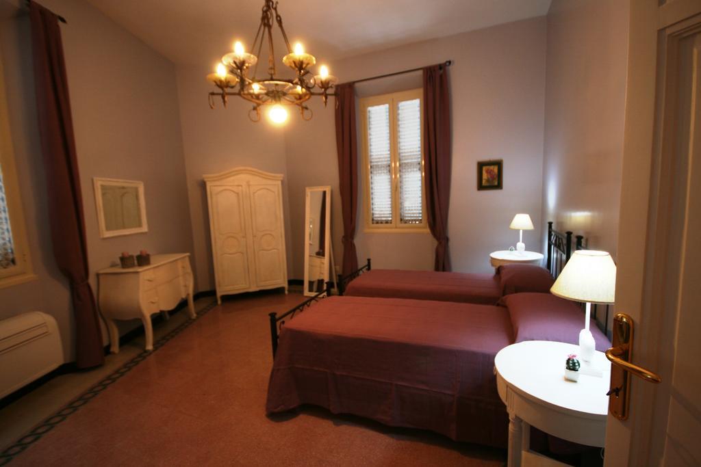 Irene'S Home The Residence روما الغرفة الصورة